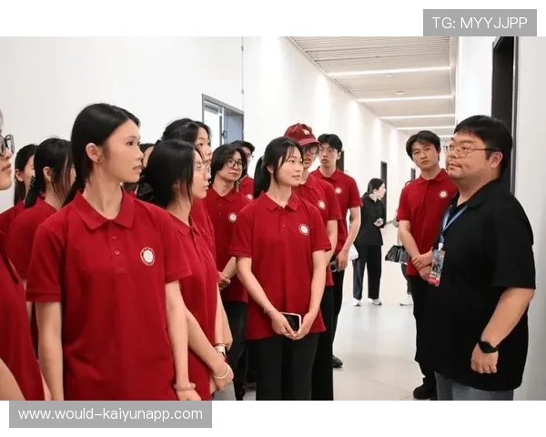 世界田径公开赛在赛事运营中提升观众信息服务与志愿者体验质量